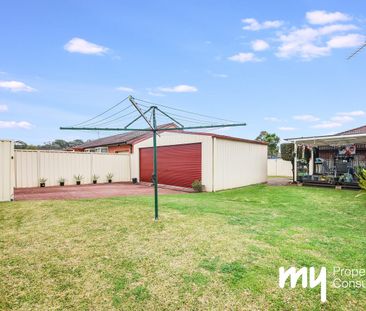 Ultimate Privacy Family Home! - Photo 4