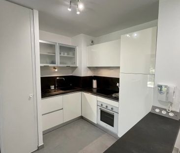 Location Appartement 3 pièces 58m² AIX EN PROVENCE 90ème - Photo 4