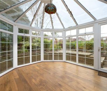 4 bedroom detached house to rent - Photo 3