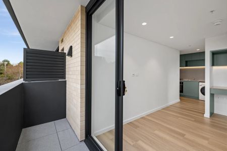 Near new luxury studios just 700m from Ashfield Station | IVY Ashfield - Photo 5