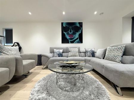 2 bedroom apartment to rent - Photo 2