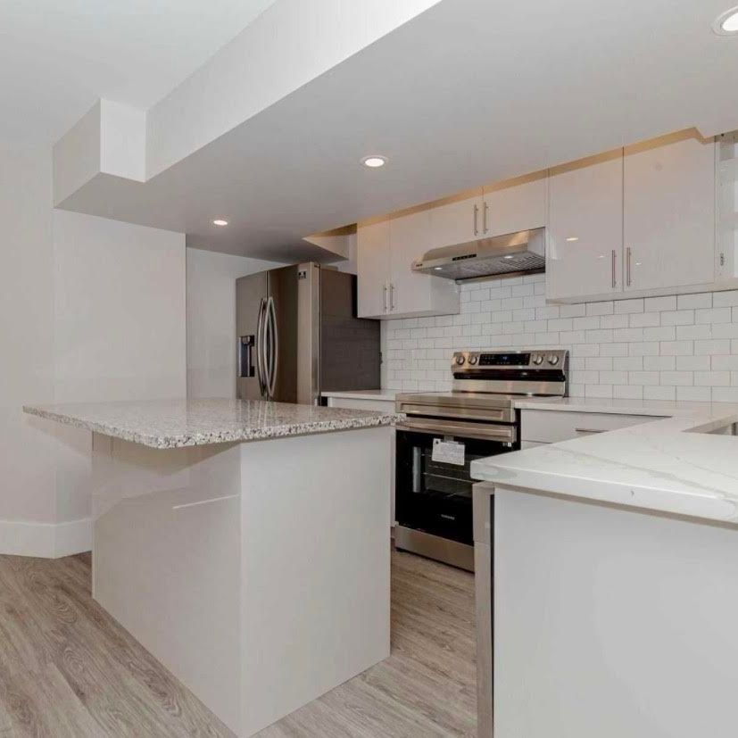 For Lease - 3352 Vernon Powell Drive, Oakville, Ontario - Photo 1