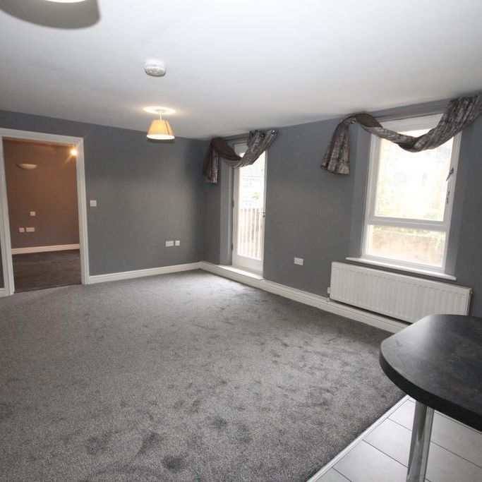 1 bedroom flat to rent - Photo 1