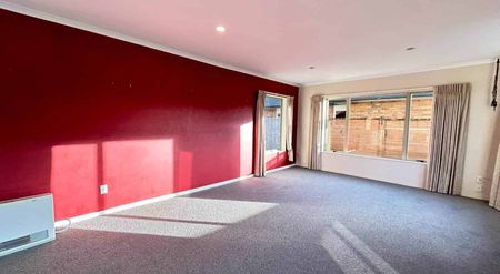 Quiet Family Home - Photo 3