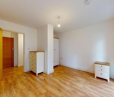2 bedroom flat to rent - Photo 6