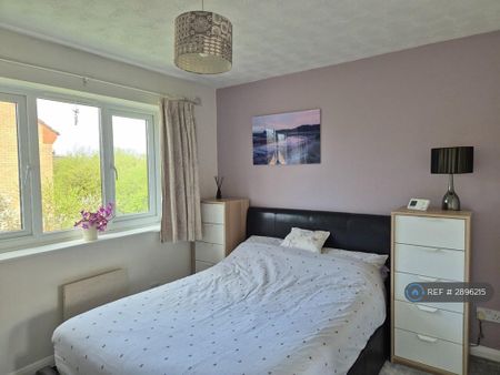 1 bedroom flat to rent - Photo 5