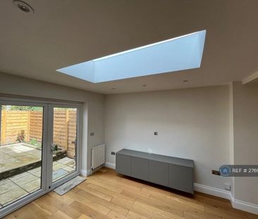 2 bedroom terraced house to rent - Photo 1