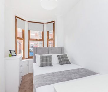 4 bedroom house to rent - Photo 3