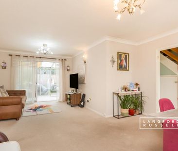 3 bedroom semi-detached house to rent - Photo 1