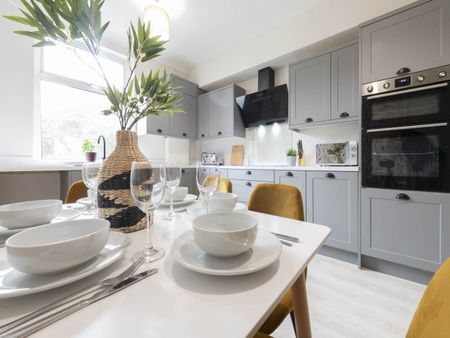 Clarence Street, Bramley, Leeds - Photo 2