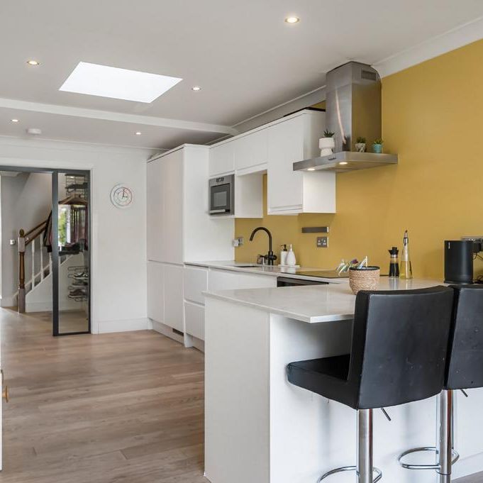 2 bedroom terraced house to rent - Photo 1