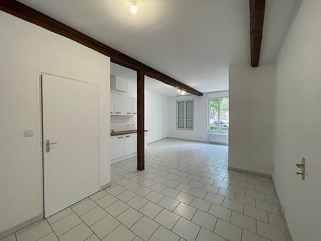 Location Appartement 2 pièces 49m² - Photo 2