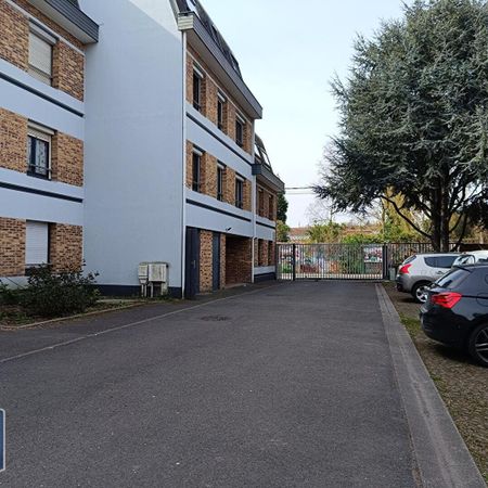 Location Appartement 3 pièces 66m² LOOS 59120 - Photo 4
