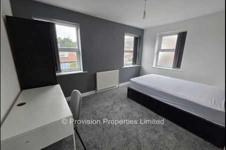 2 Bedroom Rent Woodhouse - Photo 5