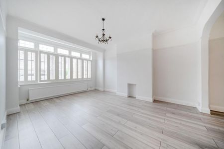 3 bedroom terraced house to rent - Photo 3