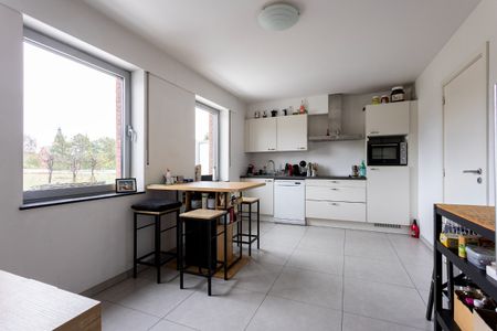 Instapklare woning met 3 slaapkamers, terras en garage - Foto 2