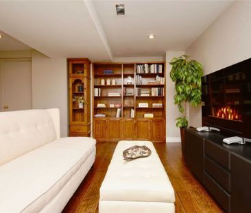 For Lease - 251 Livingstone Street, Barrie, Ontario - Photo 1