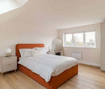 Impeccably built six-bedroom house share, designed for modern Cambr... - Photo 5