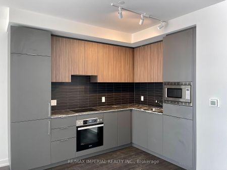 207 50 O'Neill Road - Photo 3