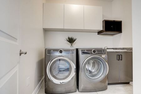 For Lease - 1301 Felicity Gardens, Oakville, Ontario - Photo 2