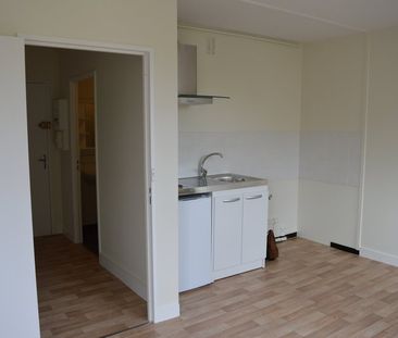 Location Appartement 1 pièce 28m² - Photo 4