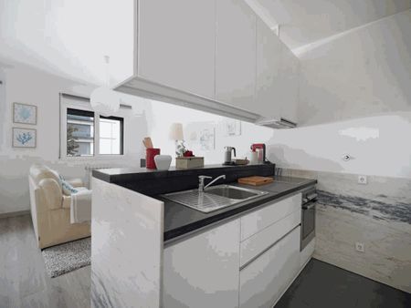 Apartamento T0 para arrendamento mobilado, com lugar de garagem e arrecadação no Parque das Nações Norte, Lisboa - Photo 4