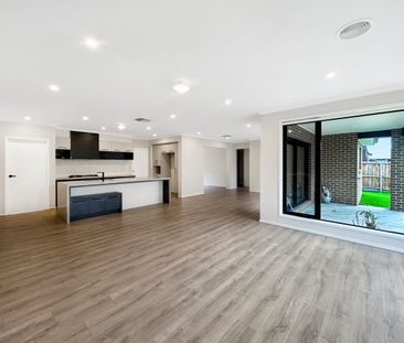 Modern home in Anchoridge Estate - Photo 5