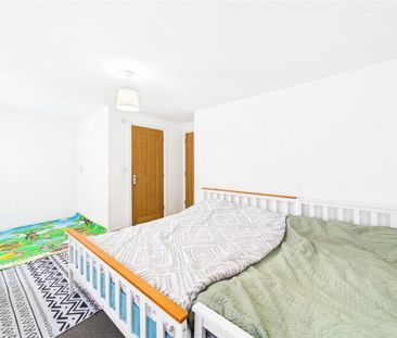 4 bedroom terraced house to rent - Photo 5