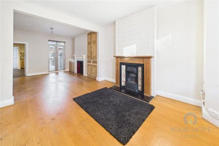 3 bedroom terraced house to rent - Photo 2
