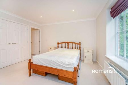 Fairways House, London Road, Ascot, SL5 - Photo 5