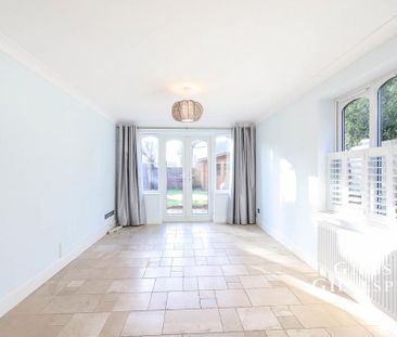 5 bedroom detached house to rent - Photo 1