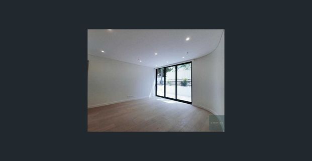 Private Courtyard| 1Bed 1Bath + 1Parking | Near New Modern Residence | Convenience Lifestyle | - Photo 1