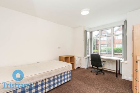 5 bed Semi-Detached House for Rent - Photo 4