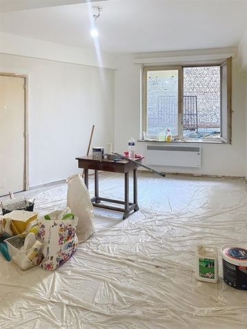 A deux pas du centre ville! Beau studio rénové à louer - Photo 5