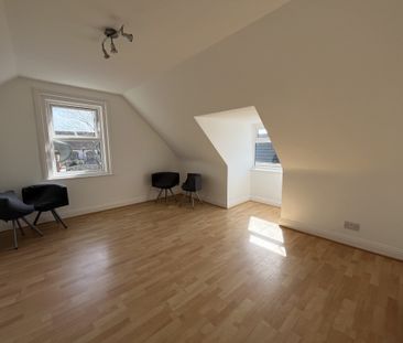2 bed flat to rent in Westby Road, Bournemouth, BH5 - Photo 6
