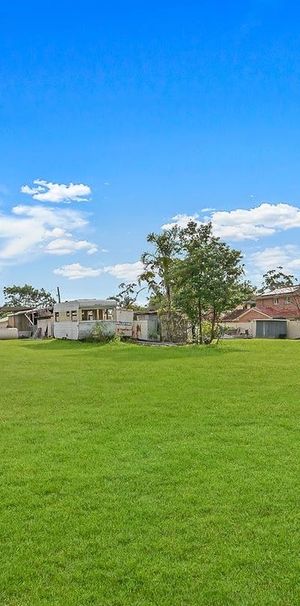 Flexible Storage Solutions with Abundant Yard Space - Photo 1