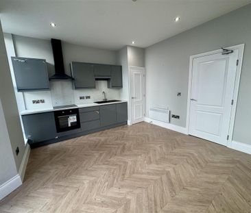 1 bedroom ground floor flat to rent - Photo 3