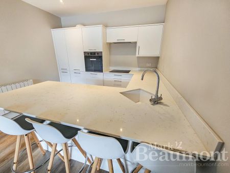 2 bedroom apartment to rent - Photo 4