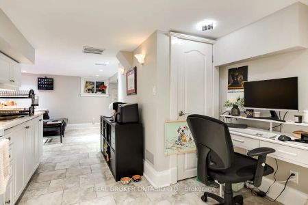 117 Jackman Avenue #Basement - Photo 2