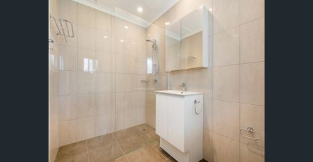 Refurbished 50's unit in the heart of New Farm - Photo 5