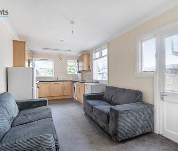 4 bedroom terraced house to rent - Photo 6