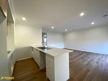 9 Sedge Street, Mambourin - Photo 5