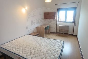 Apartamento T4 em Coimbra