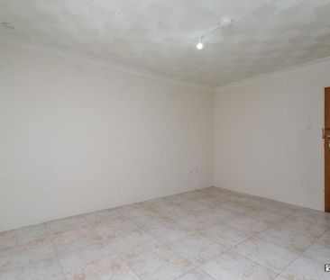 Ideal Location! - Photo 4