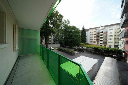 City life in Altbauwohnung - Foto 5