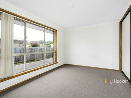 2/51 George Street, Latrobe - Photo 3