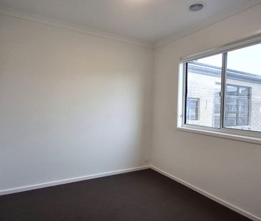 Brand New Home in the Heart of Mount Duneed! - Photo 2