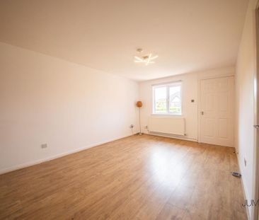 2 bedroom semi-detached bungalow to rent - Photo 3