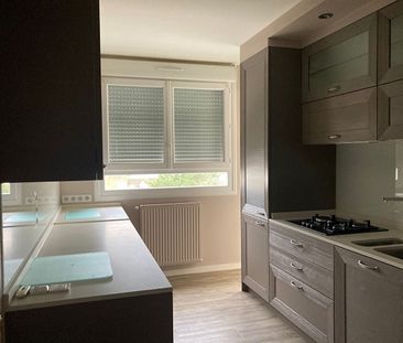 Location Appartement 2 pièces 50m² NANTES 44300 - Photo 3