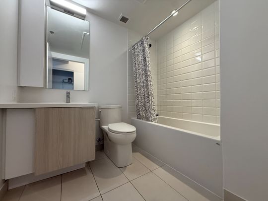 For Lease - 203 College Street Unit# 1401, Toronto, Ontario - Photo 1